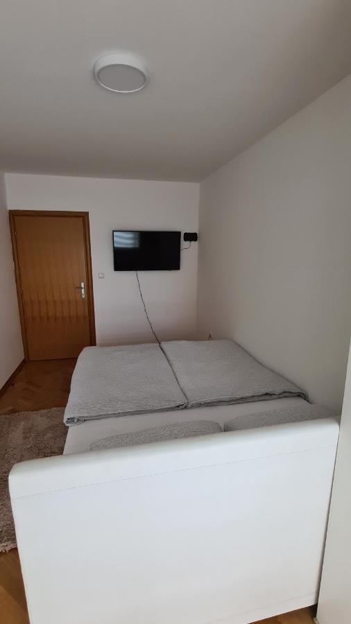 Apartmani Marcetic Slavonski Brod Exterior photo